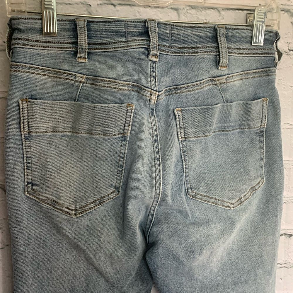 Free People skinny jeans. Size 29 - Picture 4 of 4